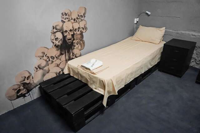 Хостелы Black Wood Киев-41
